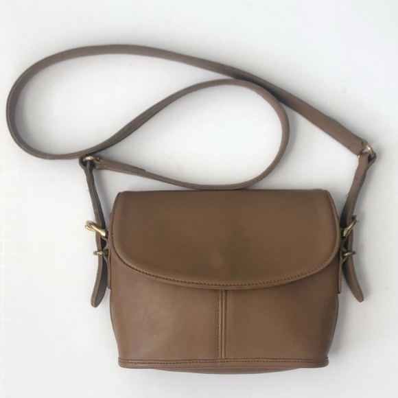 Coach Handbags - COACH 9801 Legacy Equestrian Tan Glove Leather Bag